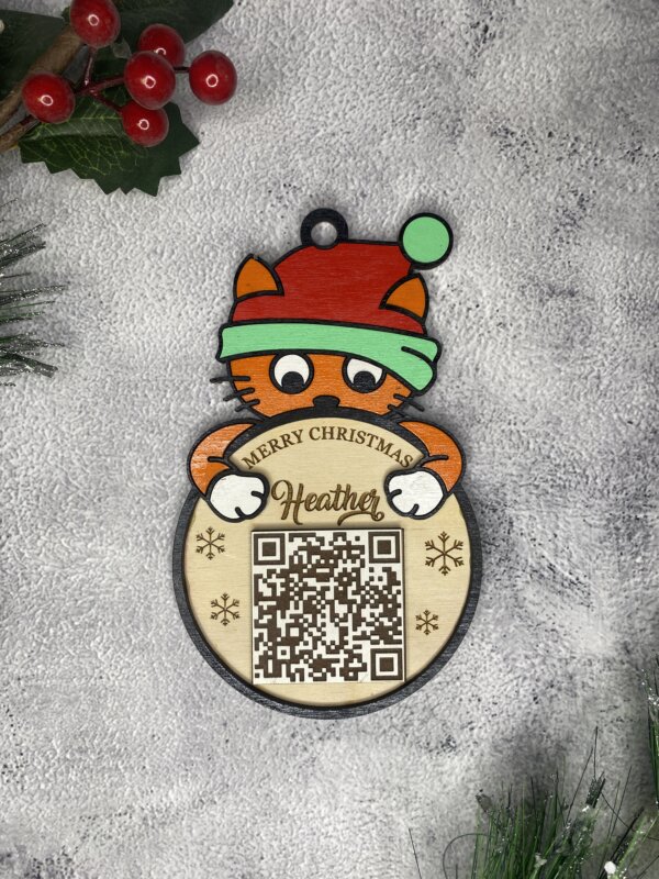 7″ Cat Ornament
